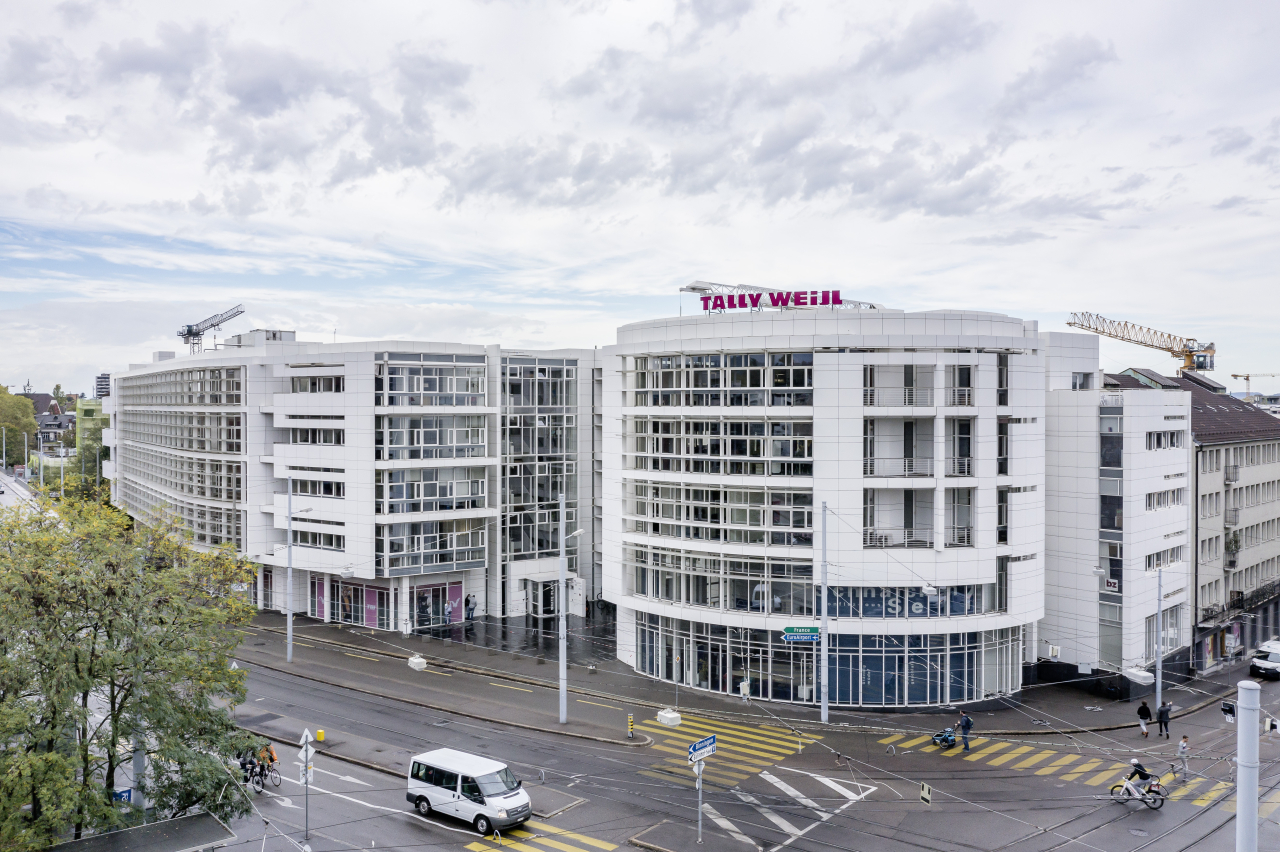 White Plaza