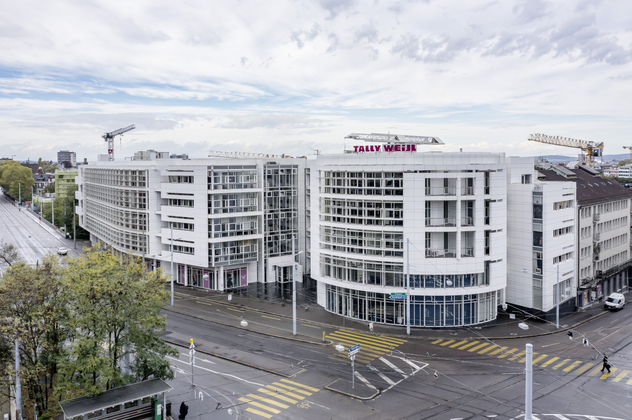 White Plaza